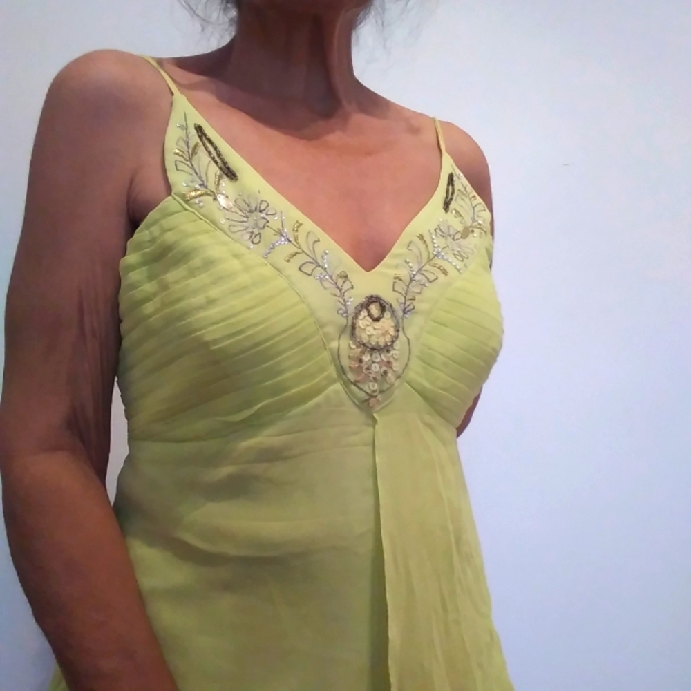 NWOT Summer top with rhine stones